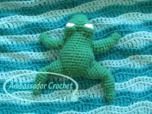crochet frog