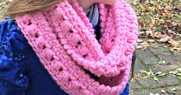 Bubblegum Infinity Scarf Crochet Pattern