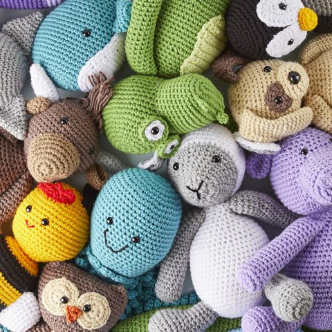 Crochet Cute Critters: 26 Easy Amigurumi Patterns Book Review ...