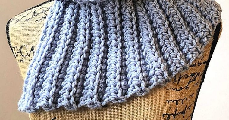 Quick & Easy Split Neck Cowl – Free Crochet Pattern